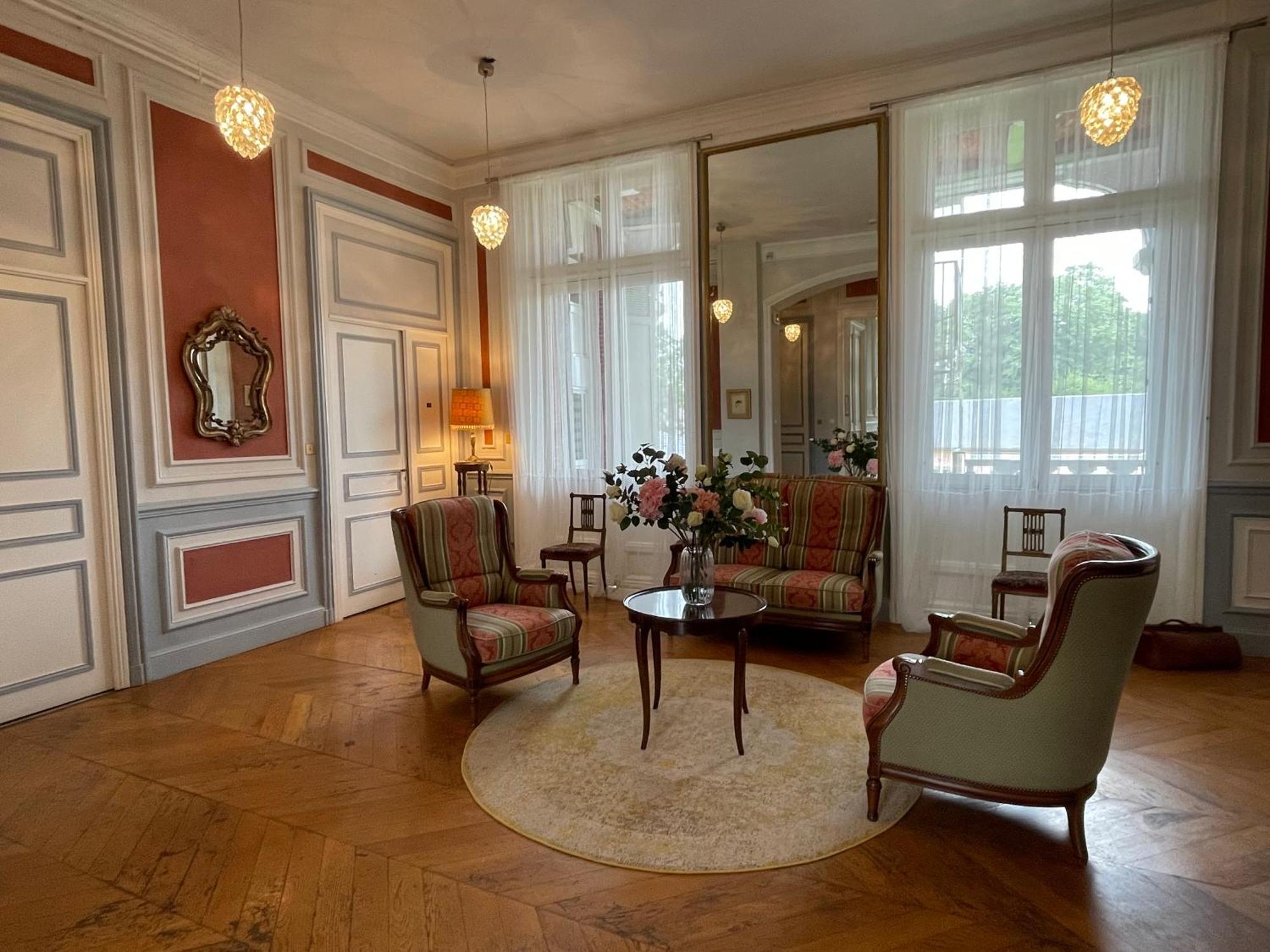 Bagnères-de-Bigorre Villa Bonvouloir المظهر الخارجي الصورة
